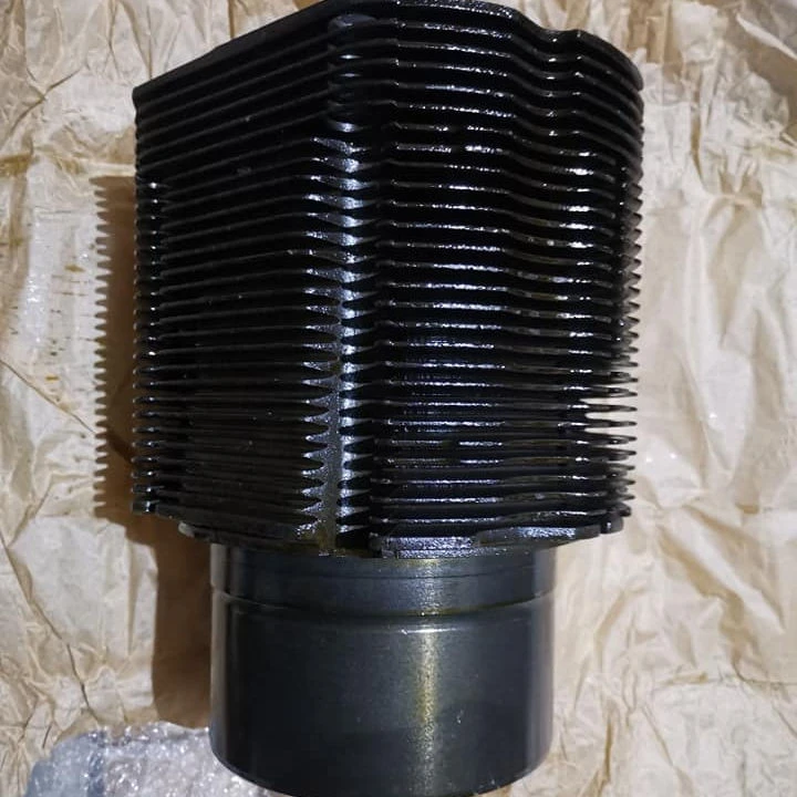 Cylinder liner 413 Cylinder liner 413